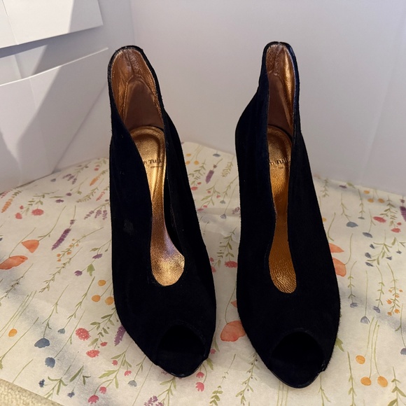 Ann Tuil Black Suede Peep-Toe Pumps - Size 8 - Picture 1 of 14